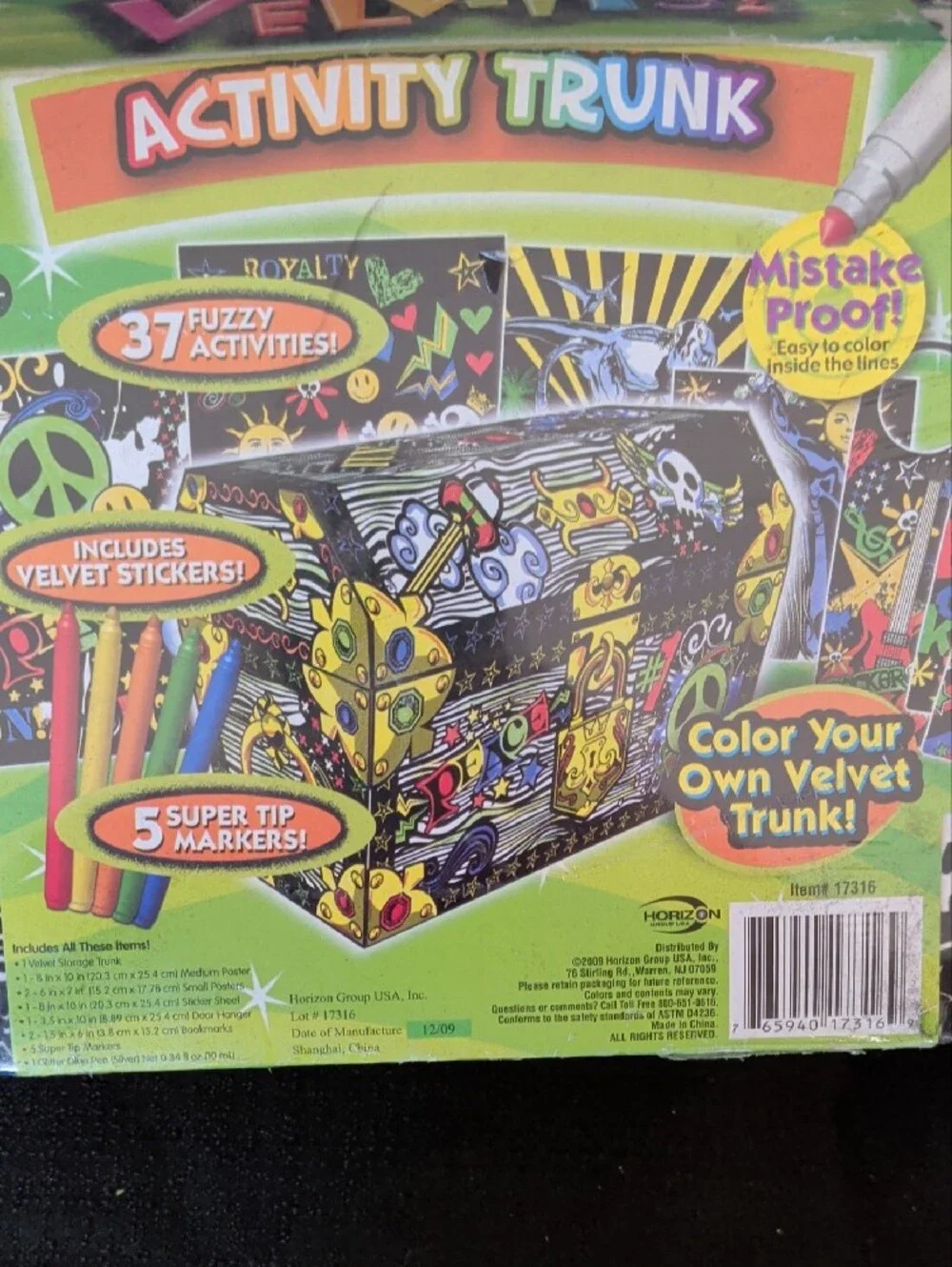 Activity Trunk Kids Craft & Game Set - Green